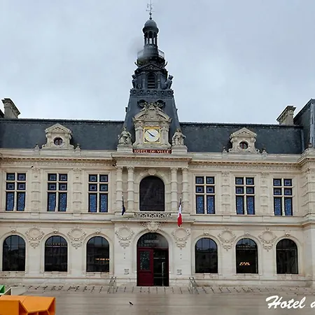 Les Jardins Du Clain Poitiers